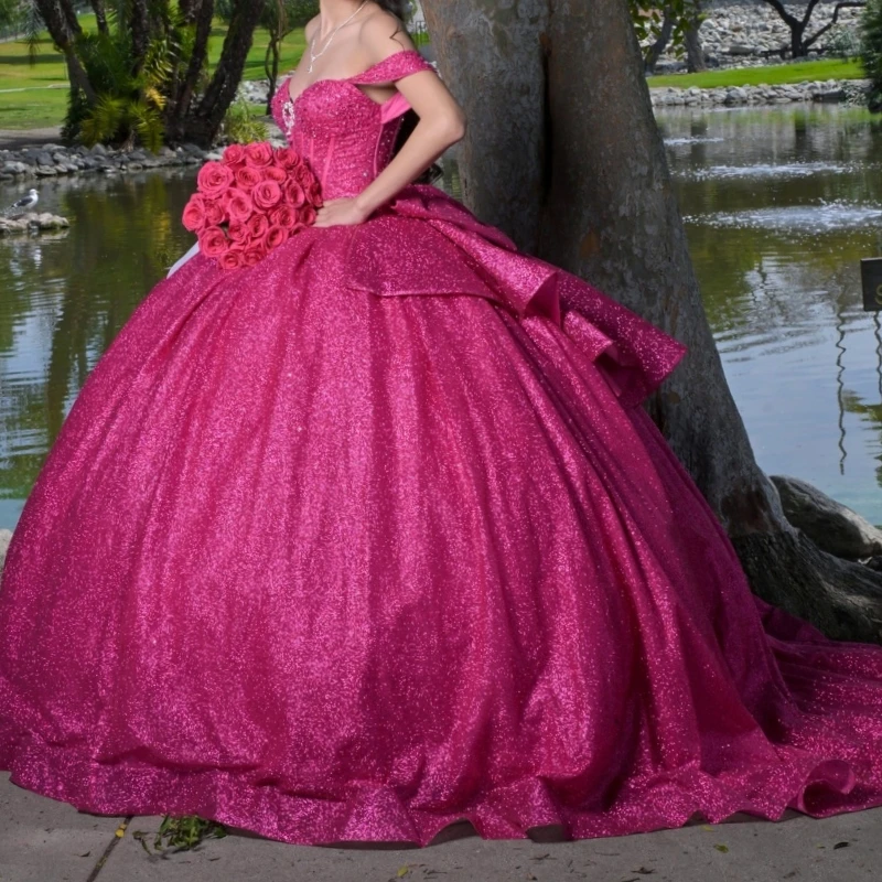 Rose Red Quinceanera Dresses Off Shoulder Ball Gown Sweet 16 Dress Bow Beading Crystal Tull Birthday Party Vestidos 15 De Anos