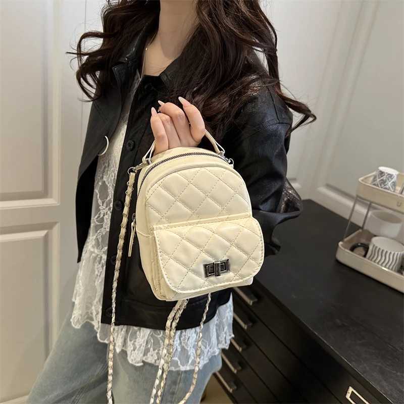 Solid Color Simple Fi Backpack Mens New M and Fem Leisure Middle School Backpack Tide Y250724