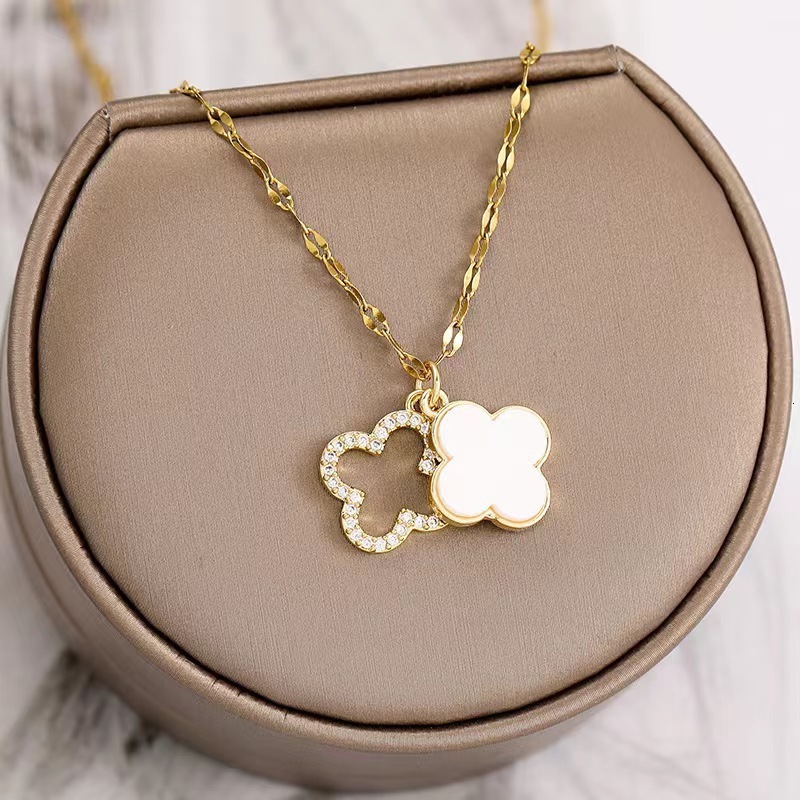 New Double Layer Four-Leaf Clover Korean and Japanese Style Necklace for Women, Personalized Fashionable Versatile Light Clavicle Chain Jewelry Jewelr