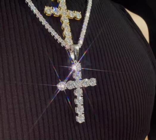 925 Silver Inlaid VVS Moissanite Pendant New Hip Hop Fashion Personality Necklace with Clavicle for Europe and United States