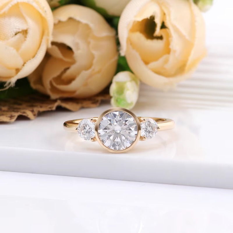 Three Stone Style Forged Fine Diamond Cut Vintage Womens Rings 0.5-2carat Round Bezel Lab Diamond Engagement Ring 14k Yellow Gold Fashion Jewe