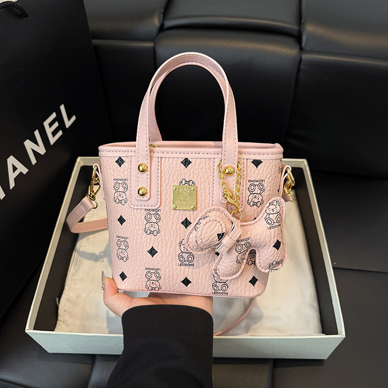 New Free shipping designer bags for womens bags beige black pink brown New fashionable high-end printed shoulder versatile strap accessories