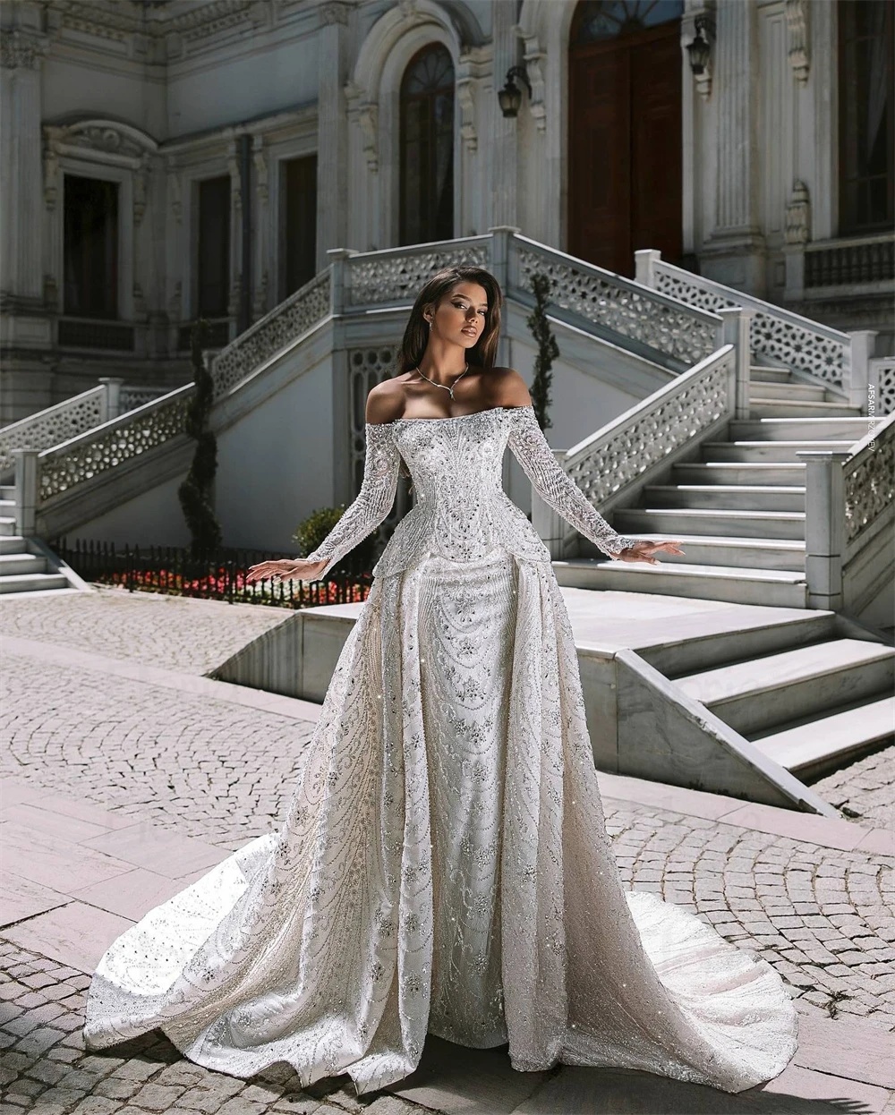 Elegant Wedding Dresses Off Shoulder Beading Bridal Gowns with Overskirt Sequins Rhinestone Mermaid Backless Customized Vestidos De Novia Plus Size