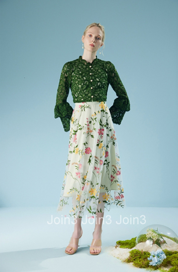 Summer New Lace French Blouse for Women Romantic Temperament Bell Sleeve Green Shirt 2295