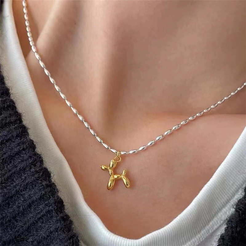 Balloon Dog Necklace Cute Animal Light Niche Exquisite High-end Sense Temperament Simple Design Clavicle Chain for Women Jewelry for Women