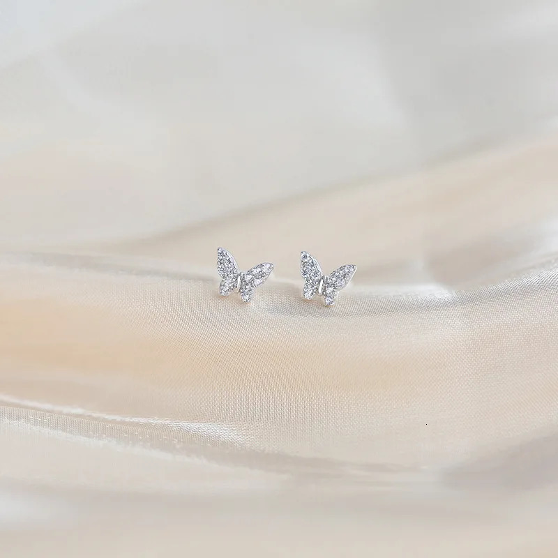 Silver Plated Ear Hypoallergenic Romantic Zircon Flower Butterfly Stud Earrings Piercing for Women Teen Jewelry Accessories 250722