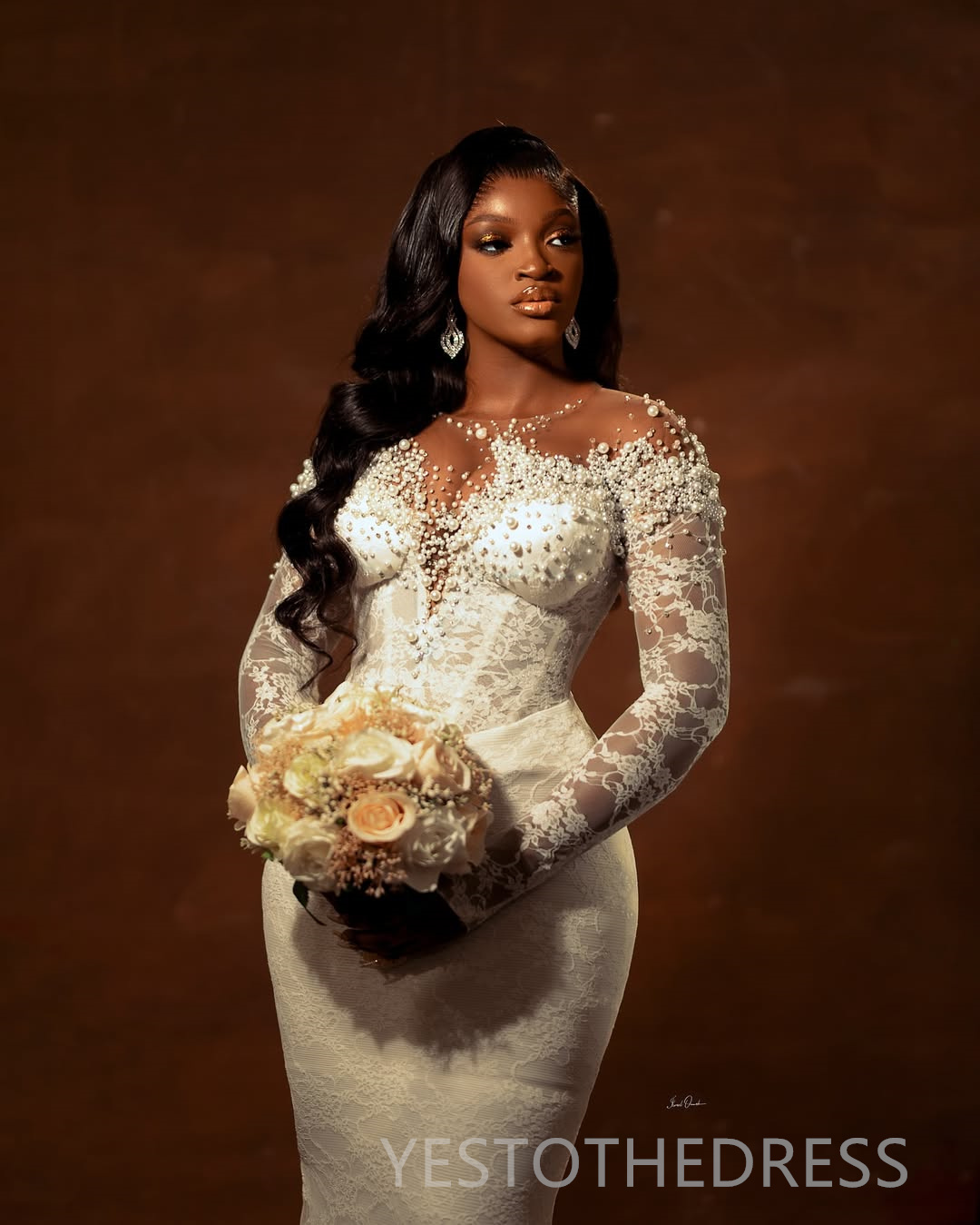 2025 Plus Size Wedding Dresses Bridal Gowns Mermaid Illusion Sheer Neck Long Sleeves Beaded Lace Tiered Tulle Pearls Wedding Gowns for African Black W