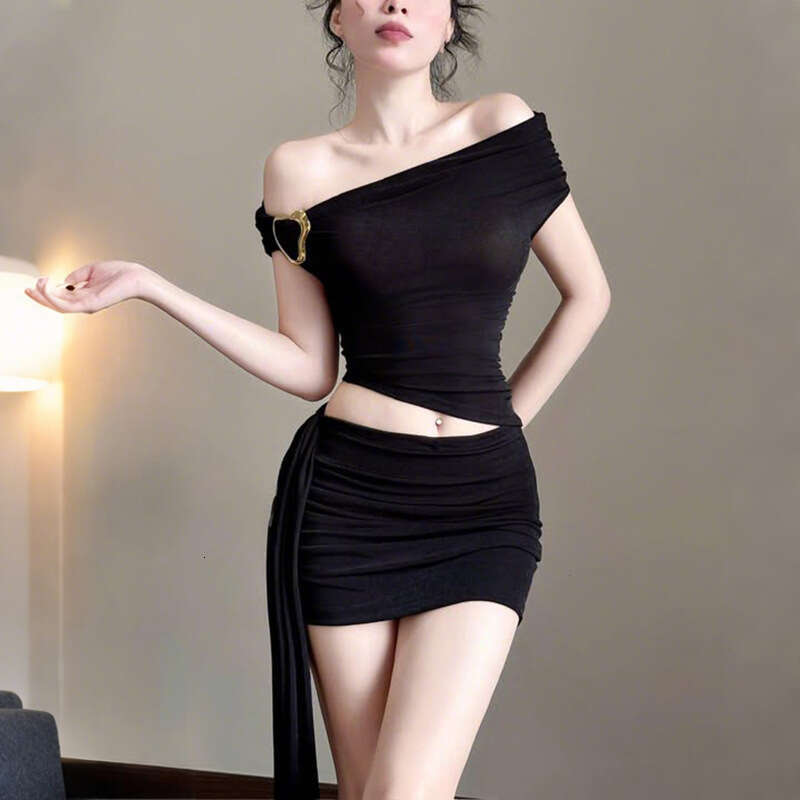 2025 Summer New Single Shoulder Sleeveless Slim Fit Elegant Versatile Top Bodycon Skirt Set for Women 72d