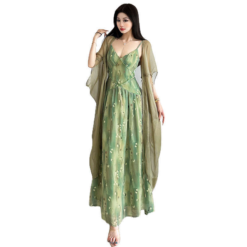 2025 Summer New Green Fresh Waist-Cinching Elegant Slim Strap Dress Lightweight Jacket for Women f82