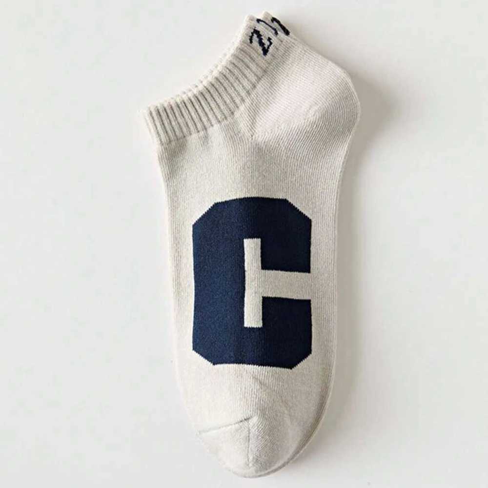5 Pairs Men Boat Socks Summer Fashion Letter Casual Comfortable Breathable Suitable Men Outdoor Wear Sweat Absorbing Short Socks X250725