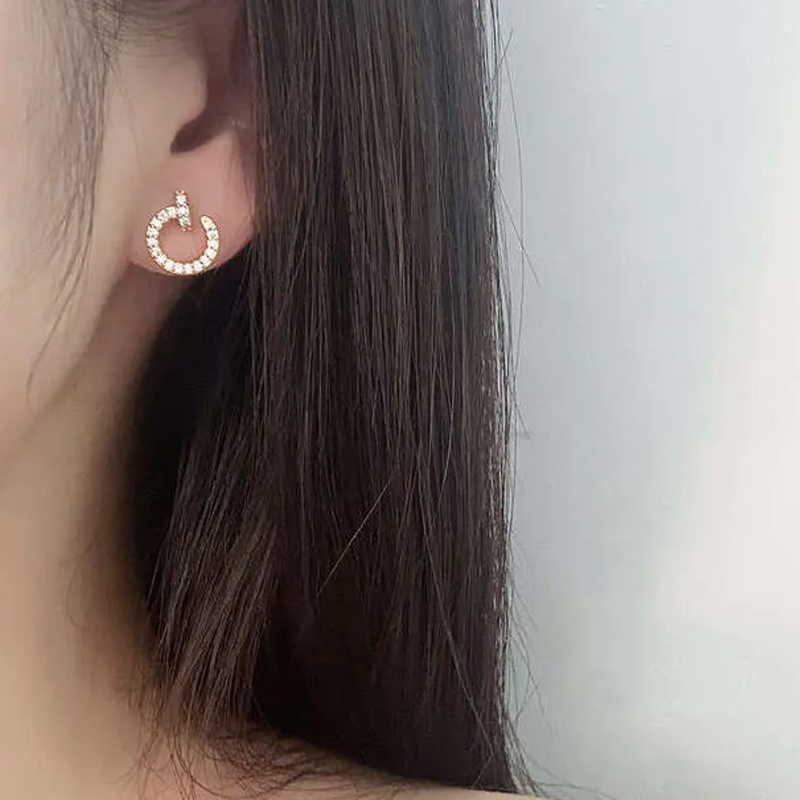 Style French Minimalist High-End Earrings Ear Clips for Women Micro Pave Zirconia Half Round Personality Screw Stud Design