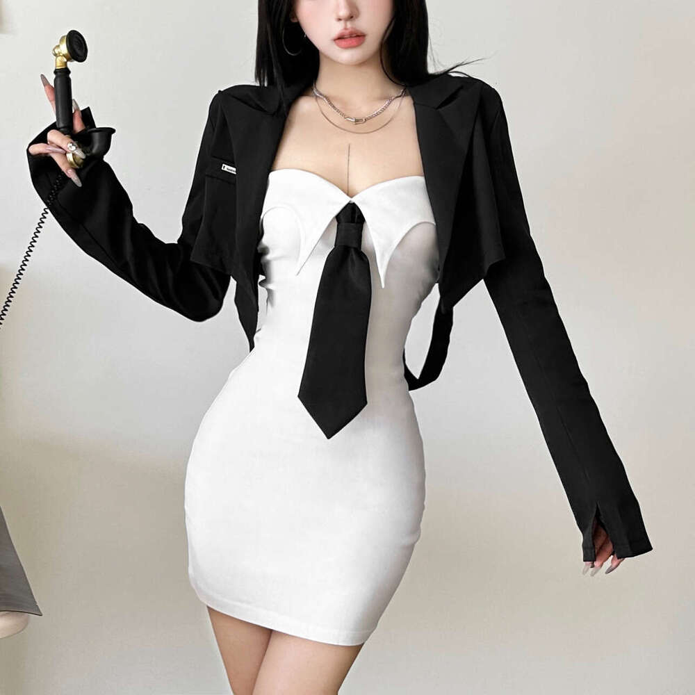 2024 Autumn New Women's Solid Color Slim Fashion Off-Shoulder Strapless Backless Dress 674