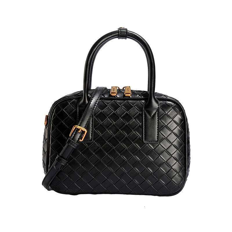 Minimalist Unique Leisure Stylish Bag Women Casual Woven Simple Vintage Fashionable Trendy Design Pu Material Crossbody Handbag