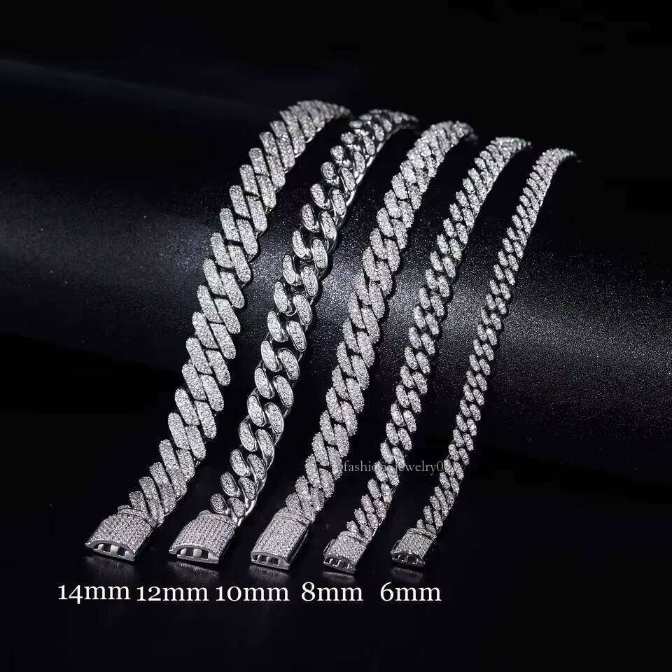 Customized necklace Miami style, using Silpas diameter testing technology, VVS grade sapphire material, Cuban chain connection design, free shipping