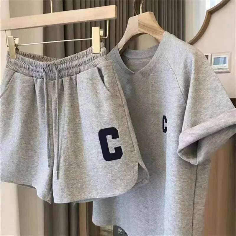 Designer Leisure High Quality 2 Piece Women Summer Loose Sleeve T-Shirt Shorts Sports Print Letter Casual Suit Large Size Short Pamas Set