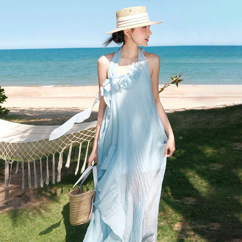 2025 Summer New Niche Halter Neck Elegant Slim Fit Three-Dimensional Floral Beach Vacation Dress for Women 99f