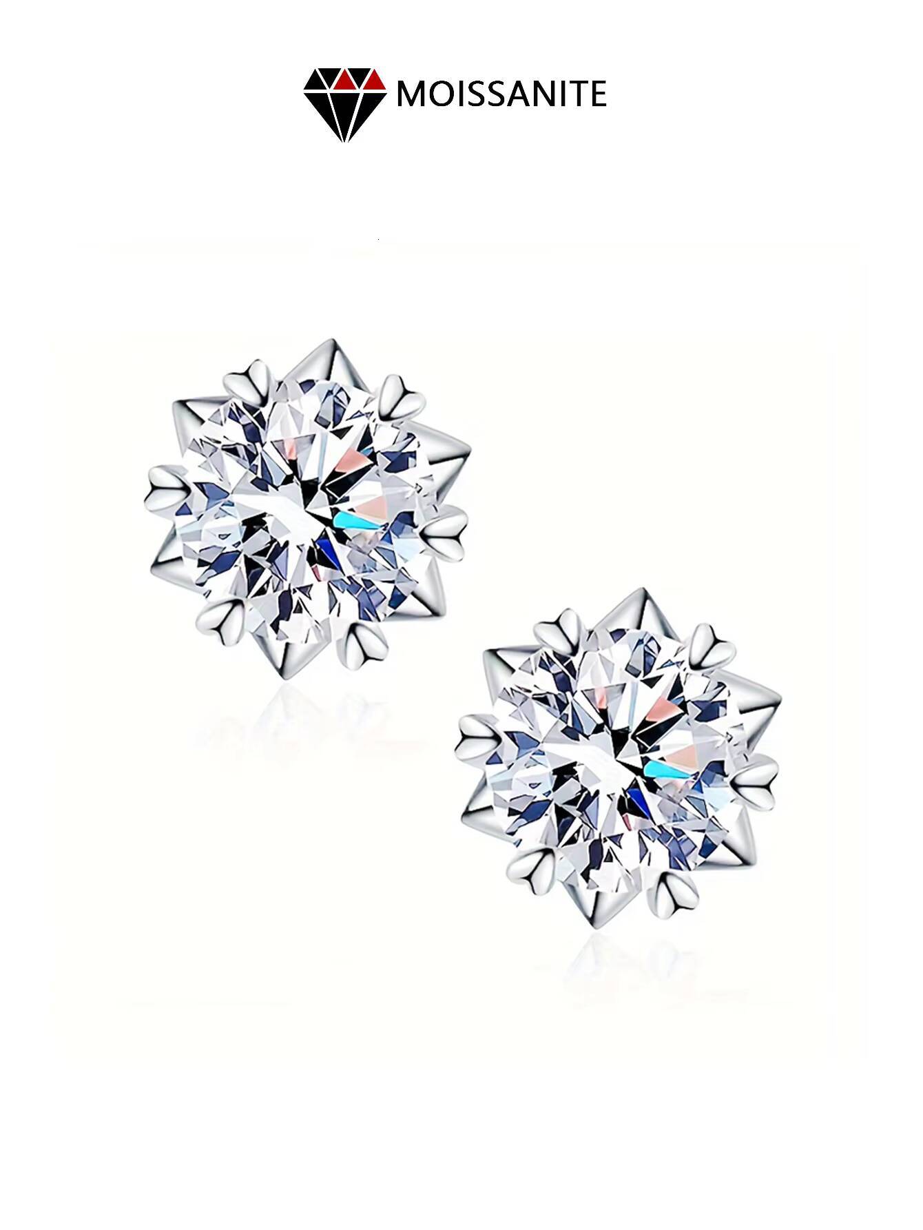 Fashionable Wholesale Moissanite Stud Earrings 925 Sterling Silver 0.5ct 1ct VVS Moissanite Earrings