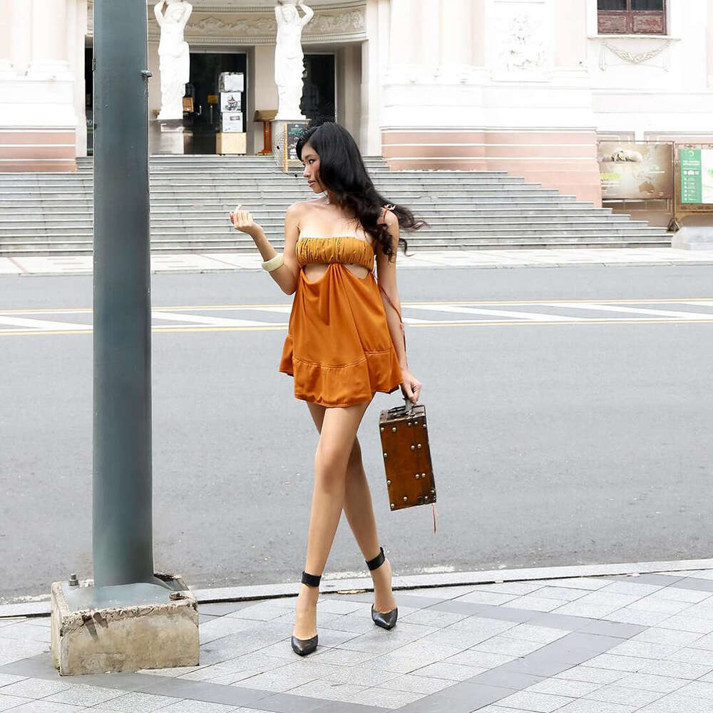 2025 Summer New Irregular Niche Fashion Trend Design Sleeveless Backless Short Dress b01
