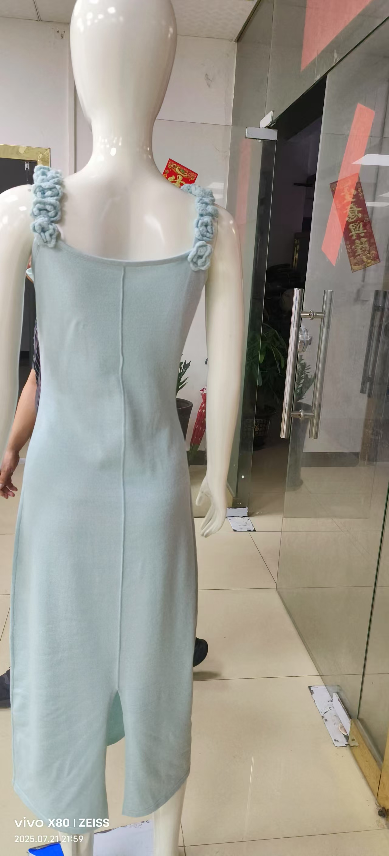 Hand hooked rose beach dress Diverse styles available for customization