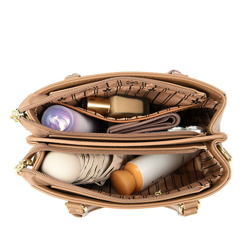 Counter Gift Scarf Handbag New Large Capacity Shoulder High-end Feel Women's Commuter Crossbody Bag