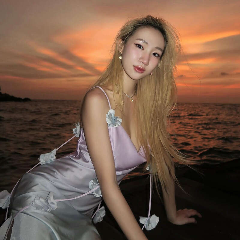 2025 Spring New Women's Solid Color Slim High Waist Fashion Strap Sleeveless Split Dress 314