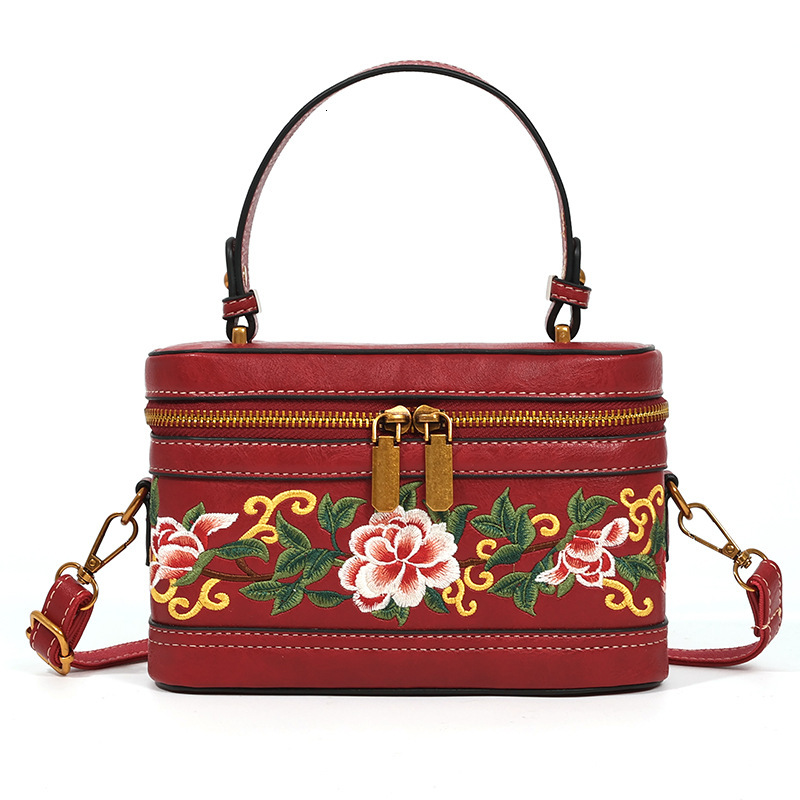 Luxury Brand Designer Bag Super Popular Brocade Chinese Style Bucket Bag Single Shoulder Bag Suzhou Embroidery 2025 Summer New Women's Bag Versat