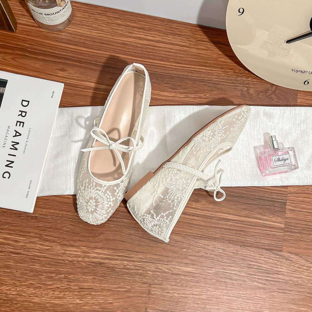 Summer New Flat Women 2025 Elegant Ballet Style Mesh Women's for Outdoor Wear High-end Soft Sole Casual Shoes