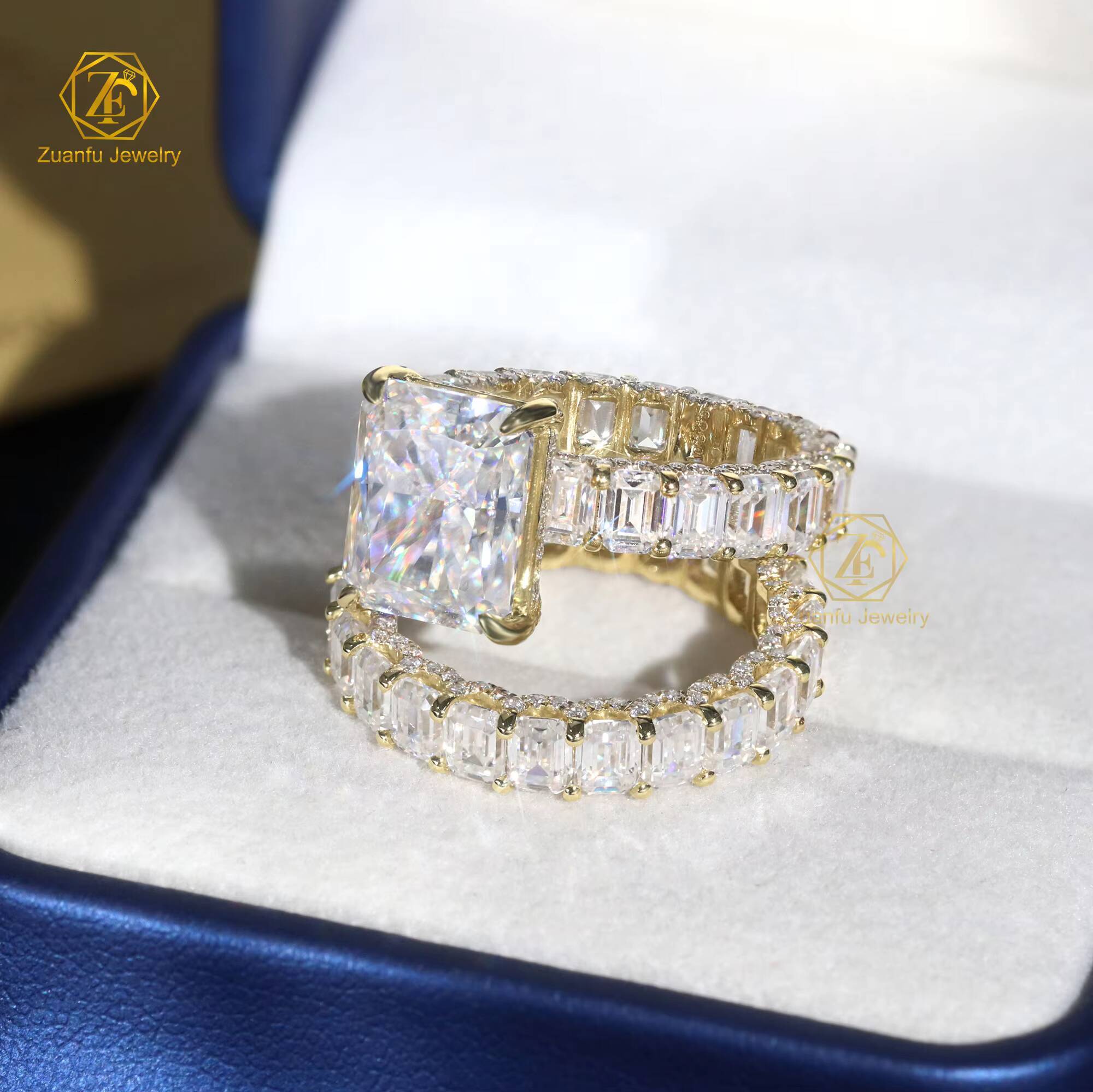 Hot Selling S925 Silver/14k Yellow Gold Moissanite Engagement Wedding Ring Set 5CT D VVS1 Radiant Cut with Emerald Diamond Rings