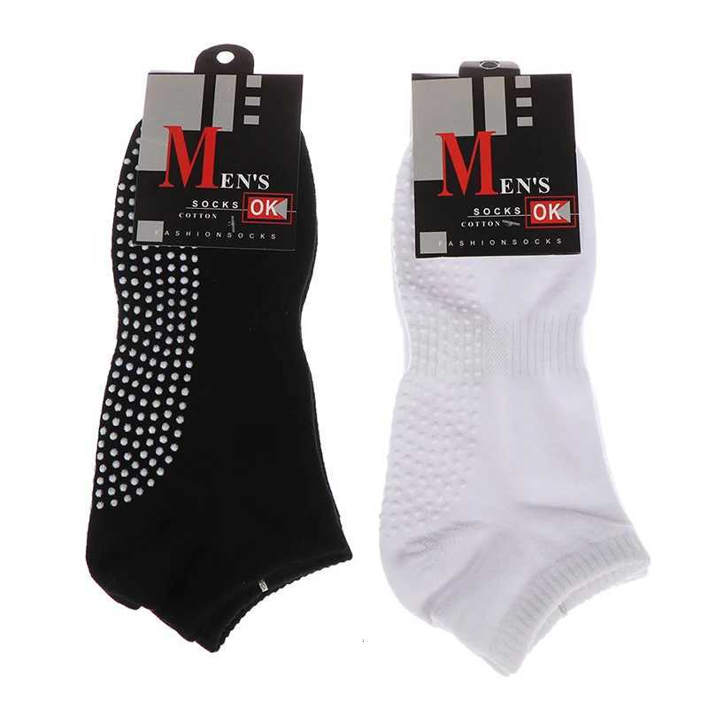 1 Pair Mens Cotton Non-Slip Socks With Grips Breathable Anti-Skid Floor Socks For Pilates Gym Fitness Size 39-44 X250725