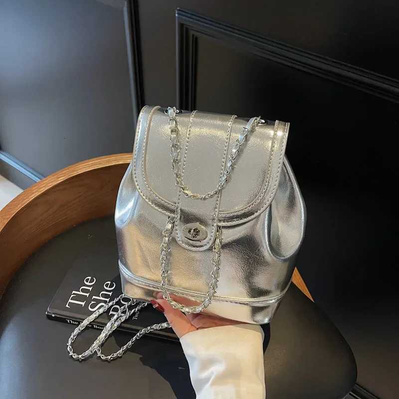Large Capacity Wens Backpack Fi PU Leather Lightweight Solid Color Flap Lock Chain Strap Shoulder Bag Essential for Women Y250724