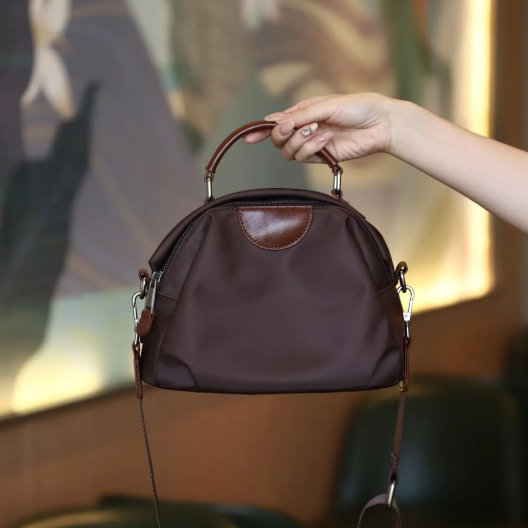 designer bag Nylon Canvas Crossbody Bag for Women 2025 New Fashion Lightweight Oxford Cloth Handbag Casual Shoulder Bag Small Trendy Bag