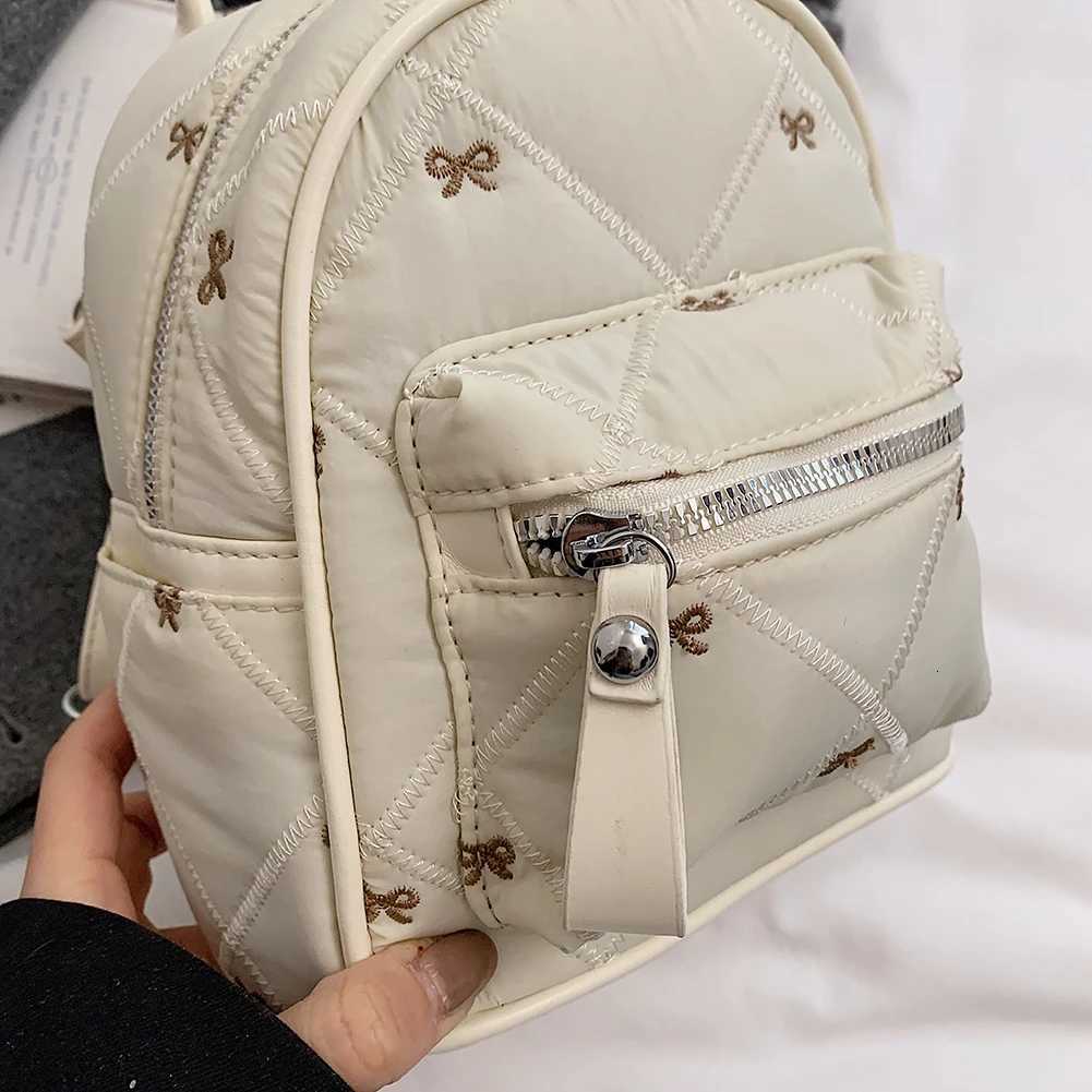 100% Cotton Linen Cotton Linen Cotton Linen Backpack Large Capacity Casual Laptop Backpack Soft Quilted School Bag School Outdoor Camping Picnic Bag Y
