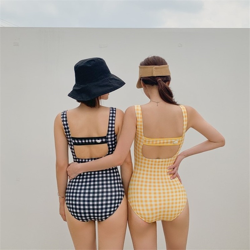 Trendy Girls Gathered Triangles Swimwear - Classic Plaid Print & Figure Flattering beachwear bikini