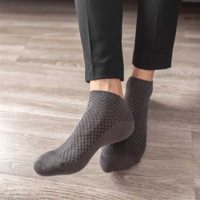 10 Pairs/Lot Mens Business Socks New Style Black Underwear Deodorant Breathable Short Solid Color Socks X250725