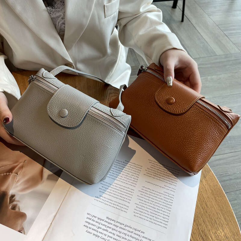 Genuine Leather Phone for Women, Crossbody New Fashionable Small Bag, Cowhide Stylish High-end Versatile Compact Shoulder Bag
