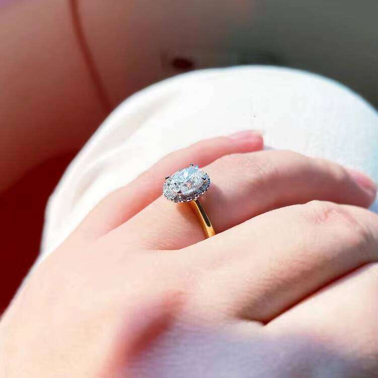 Fashion Jewelry 8x12MM Oval Cut D Color Moissanite 4.5CT Dia 14K Yellow Gold Rind Anniversary Ring