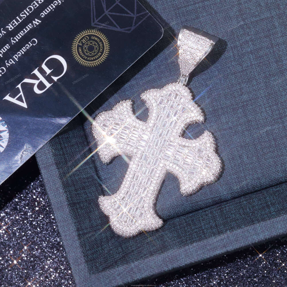 XG High Quality Baguettes Cross Pass Dia test Real Sier CRA VVS Moissanite Fine Jewelry Pendant