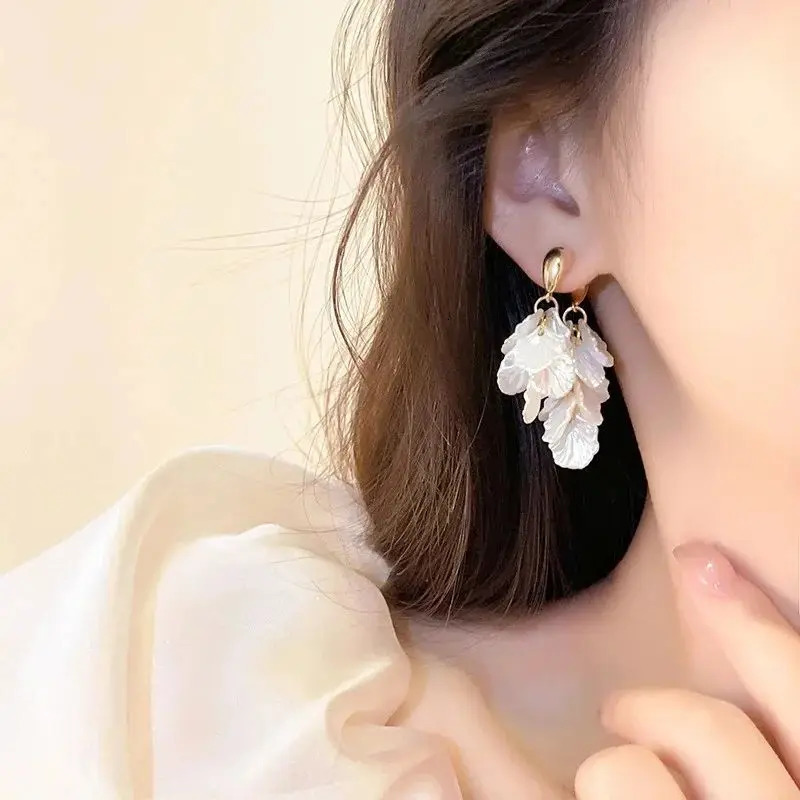Korea n Fashion Jewelry Resin Shell Fringe Front and Back Earrings Elegant Women Beach Party Accessories 250715