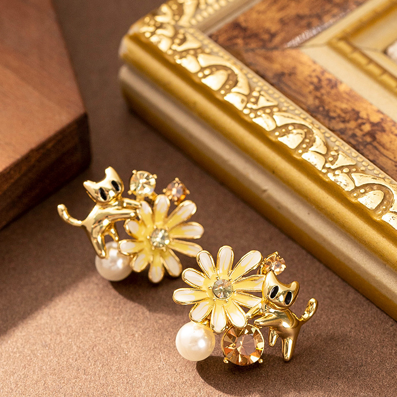 Sier Needle Forest Style Fashion Sweet Fresh Oil Drop Dia Pearl Floral Earrings for Women Simple Niche Versatile Ear Jewelry