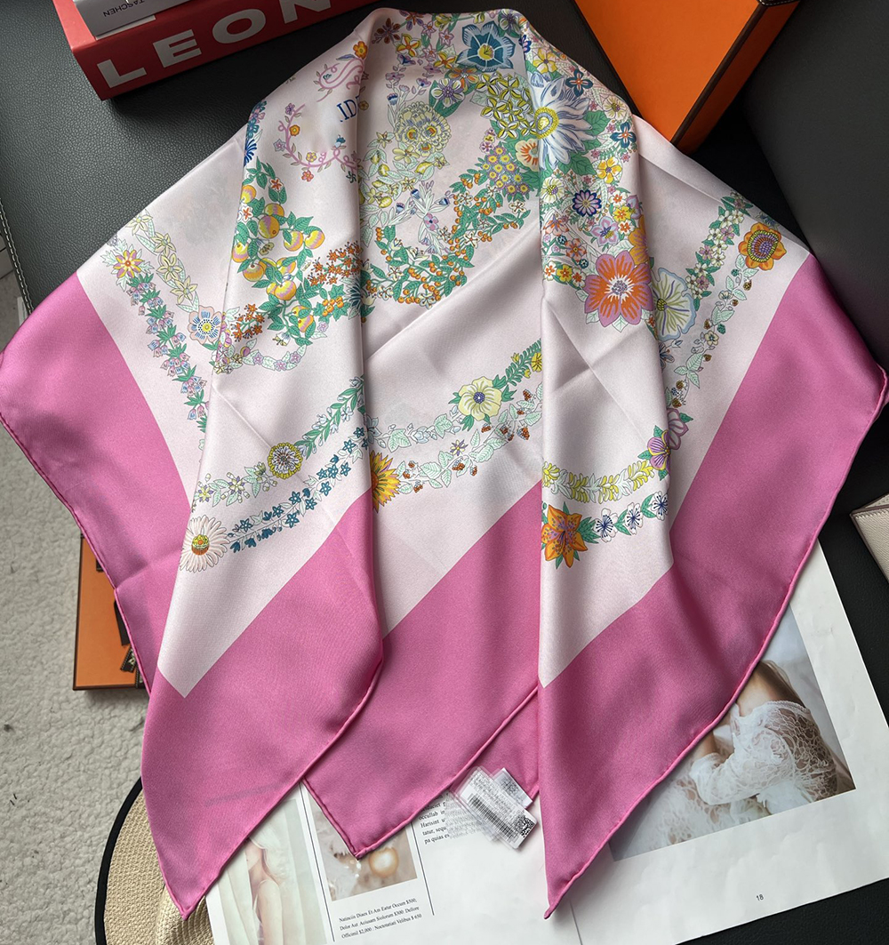 20 Colors 2025 High-End 100% Real Silk Fabric Scarf Shawl Multifunctional Headscarf Bust Square Fashion Women's Printed Scarf Shawl Silk Scarf 66