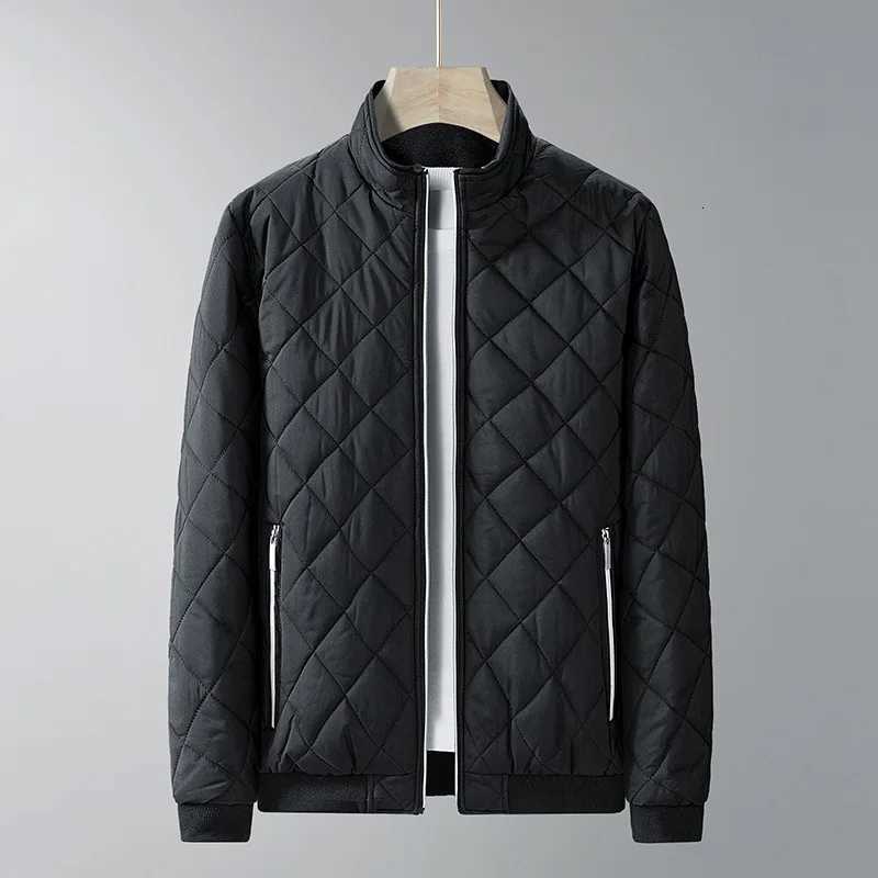 2024 New Winter Lamb Wool Padded Jacket Mens Large Size Down with Thickened Fleece and Loose Warm Cotton Coat X250725