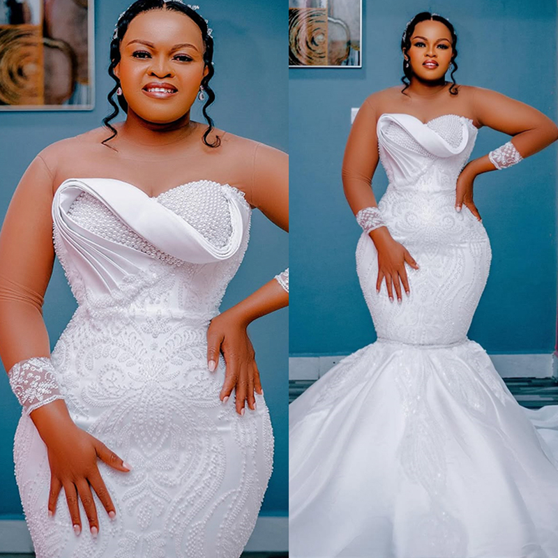 2025 Plus Size Wedding Dresses Bridal Gowns Mermaid Illusion Sheer Neck Long Sleeves Beaded Lace Tiered Tulle Pearls Wedding Gowns for African Black W