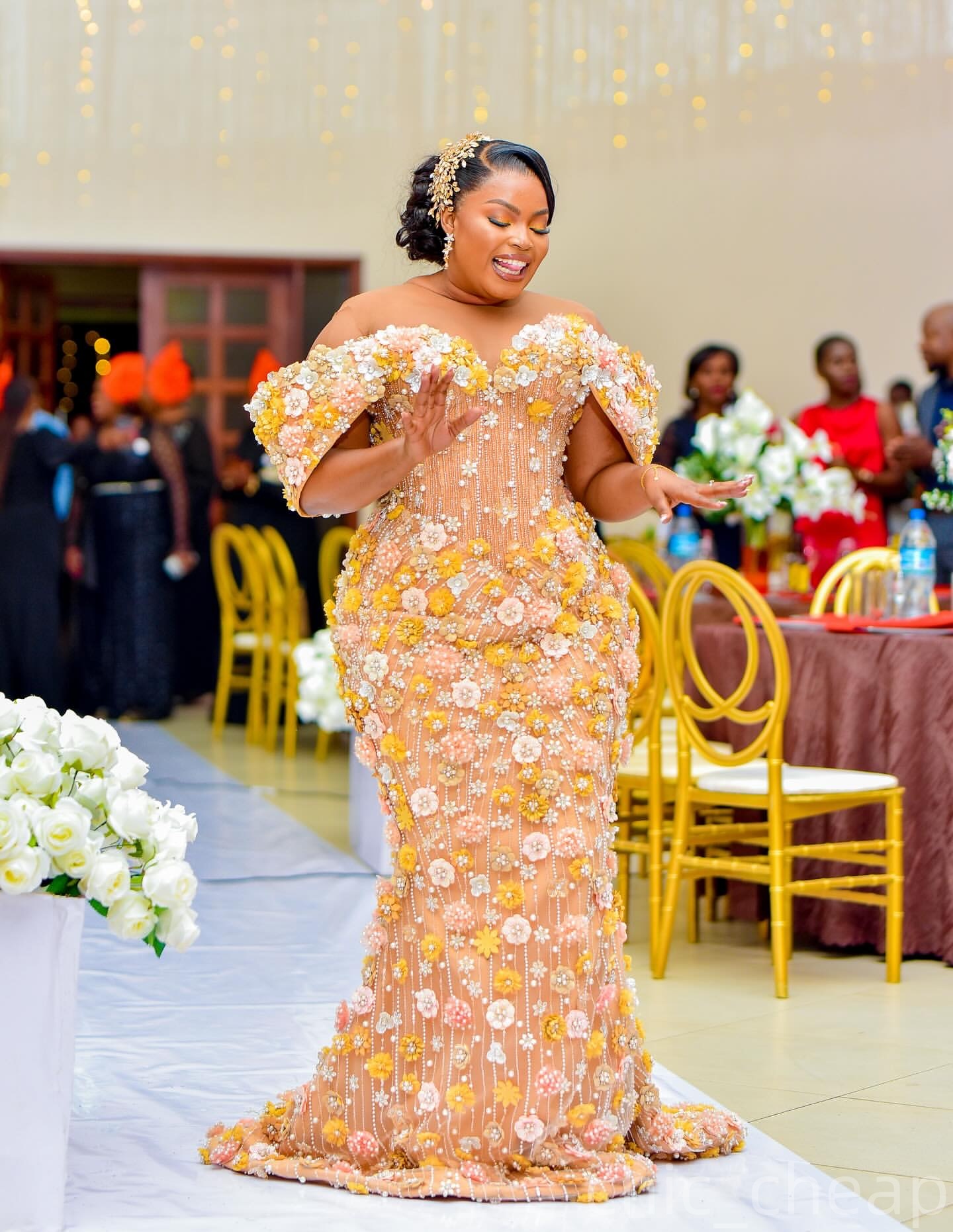 Mermaid Champagne Prom Dresses 2025 Illusion Flowers Crystals Beaded Evening Formal Party Second Birthday Engagement Gowns Plus Size Dress For Special