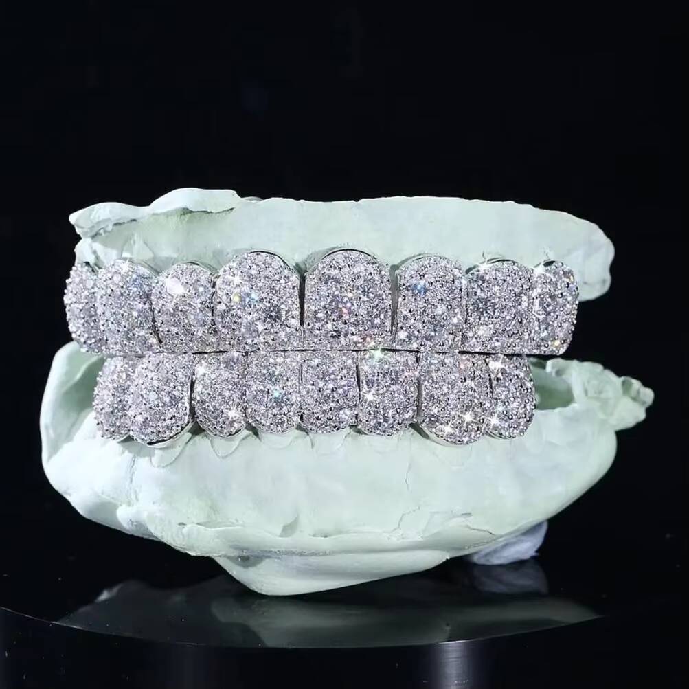 Custom VVS Moissanite 925 Sterling Silver Fine Jewelry Mosaic Set Diamond Grillz for Teeth 8 on 8