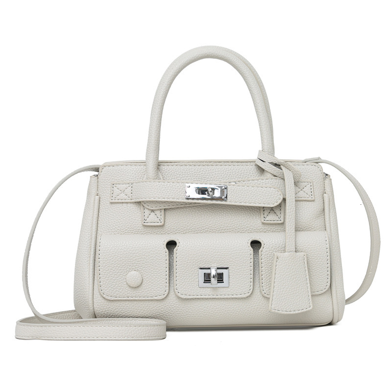 Luxury Brand Designer Bag Large Capacity Tote Bag Lock Buckle Women's Bag European And American Hot Girl Retro Fashion Multi-Pocket High-End Hand