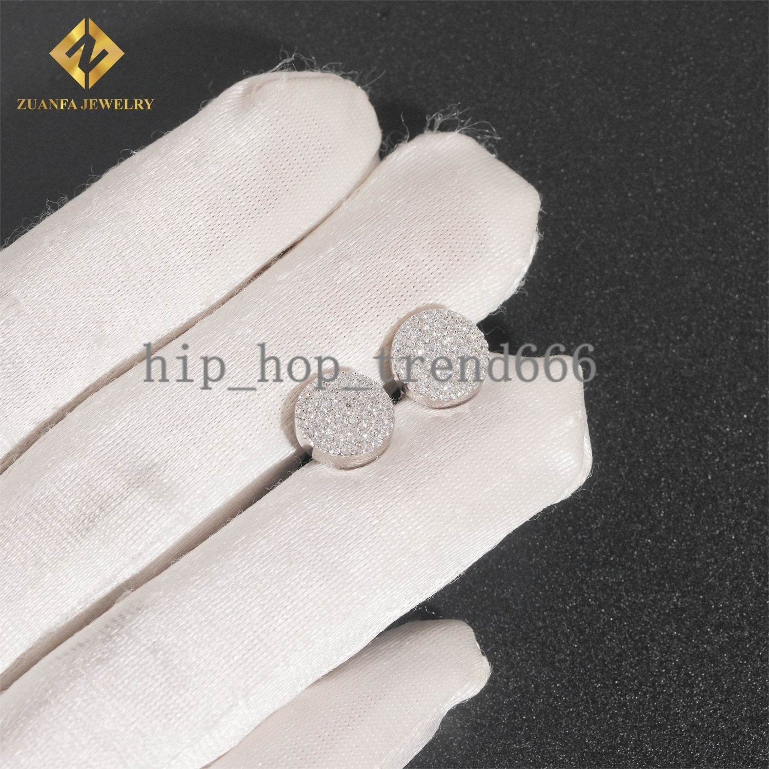 Fully Iced Out Stud Earring Cluster Moissanite Diamond Hip Hop Fashion Stud Earring 925 Sterling Silver Jewelry VVS Moissanite