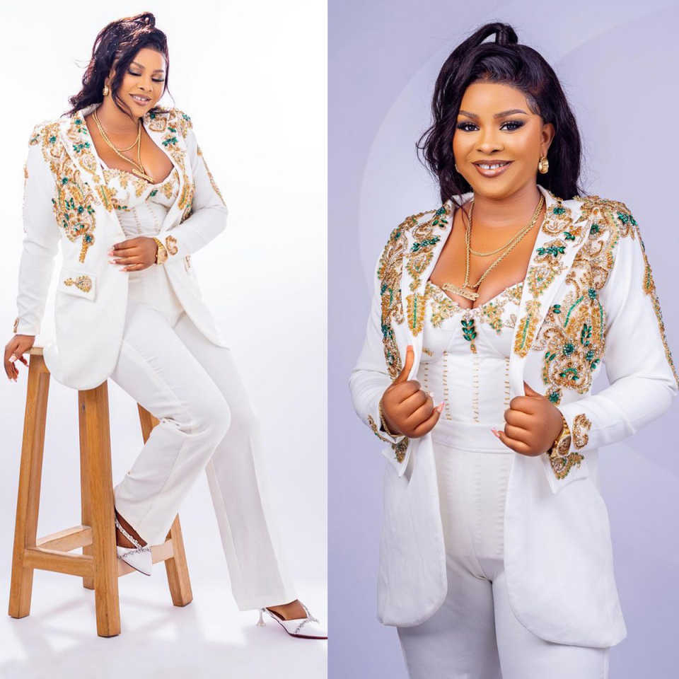 Exquisite Plus Size Customized Women Blazer 3 Pieces Crystal Beading Pants Sets Loose Fit Birthday Evening Party Wear