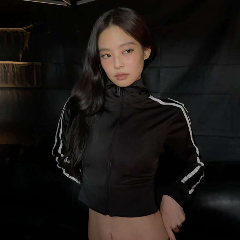 2025 Summer New Sports Slim Fit Long Sleeve Elegant Versatile Jennie Same Style Women's Jacket a49