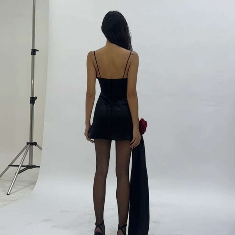 2024 Autumn Winter New Women's Solid Color Slim High Waist Fashion Off-Shoulder Strap Dress 538