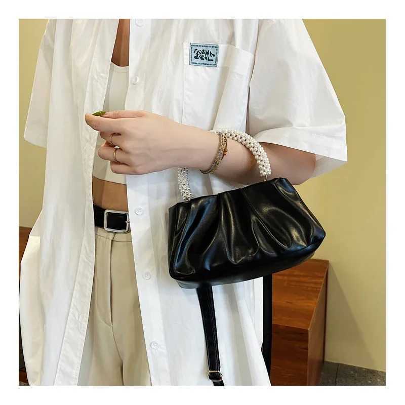 100% Genuine Leather Bag The Cloud Bag The New Solid-color Is Fiable and Soft. It Is A Simple and Stylish Single-shoulder Crossbody Bag Y250725